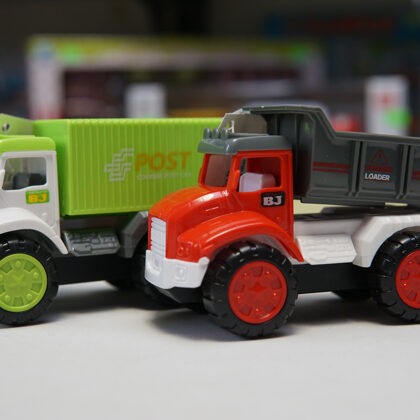 #1333 Mazi auto / Cena 2.40 EUR (1 gab)