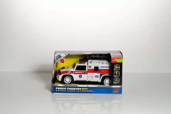 #1330 Ātrās palīdzības auto modelis / Cena 8.68 EUR